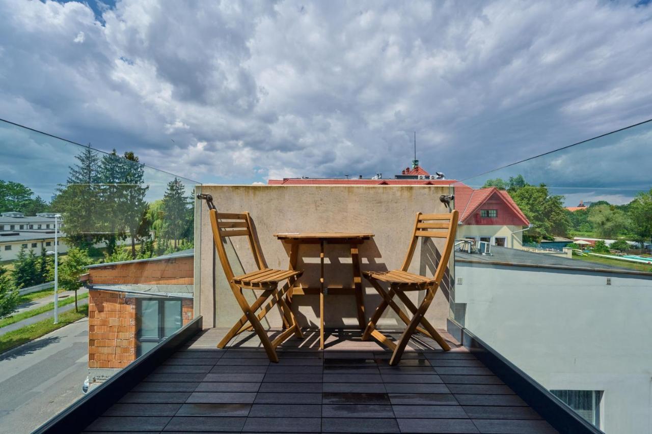 Apartment By The Oder River Wroclaw By Noclegi Renters Buitenkant foto